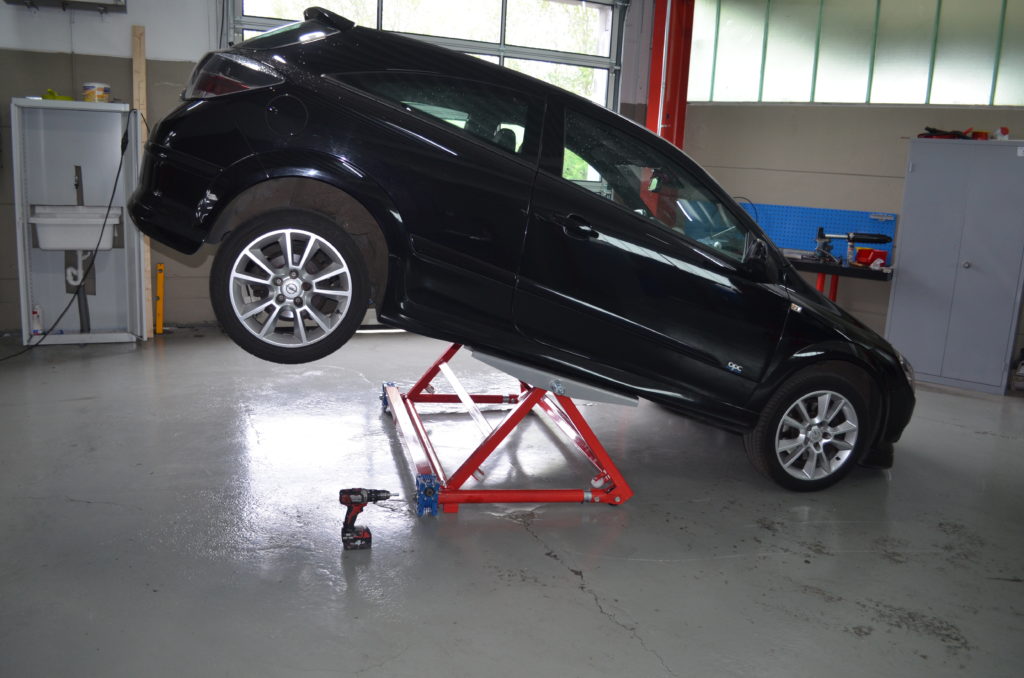 7. Kippbühne Schwenkbühne 3,0 t schwere Ausführung – Danntec KFZ